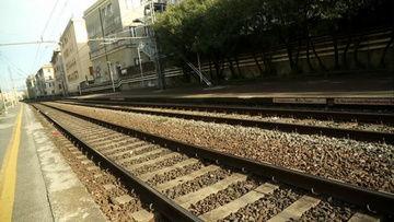 轨道火车视频,穿梭时空的钢铁巨兽