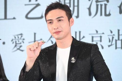 谭松韵宋威龙吃瓜爆料,谭松韵宋威龙携手揭秘娱乐圈幕后吃瓜大事件